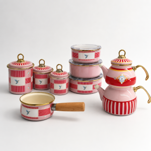 Emaye Kırmızı Desenli Set 16 Parça